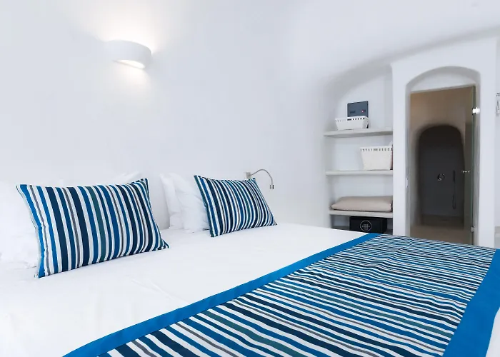 Maregio (adults Only) 4* Oia (Santorini)