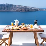 ماريغيو سويتس 4* أويا